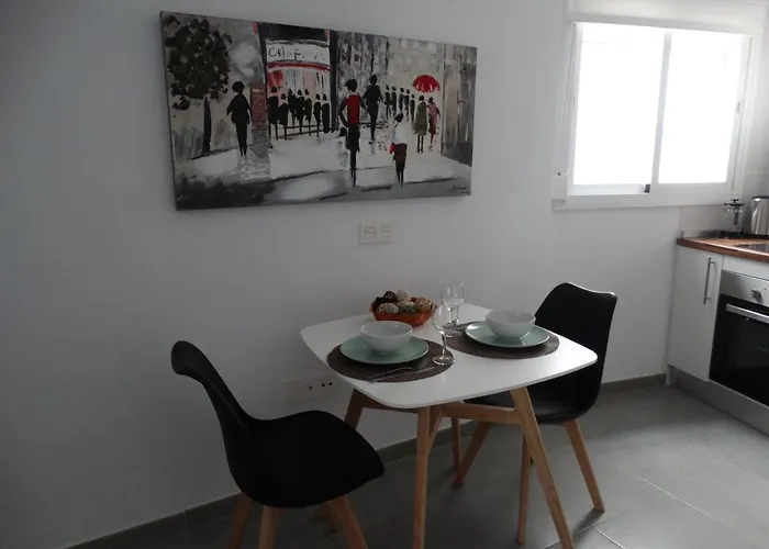 - Jinetes, 23 Apart-hotel Málaga